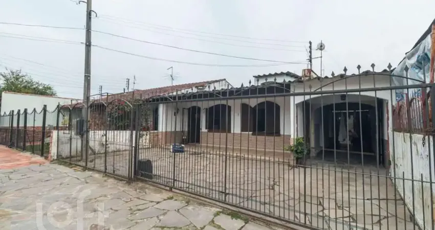 Casa com 3 quartos à venda na Rua Caetano Fulginiti, 60, Rubem Berta, Porto Alegre