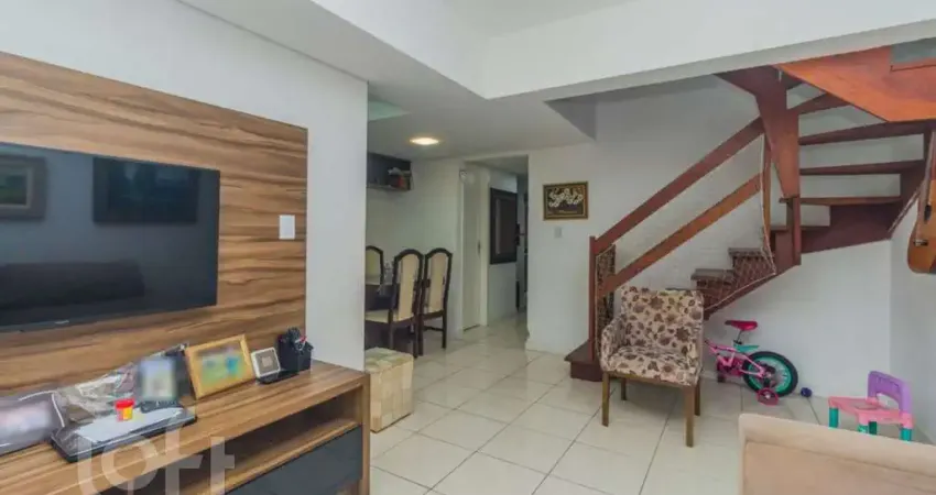 Casa em condomínio fechado com 3 quartos à venda na Rua São Sebastião do Cai, 119, Camaquã, Porto Alegre