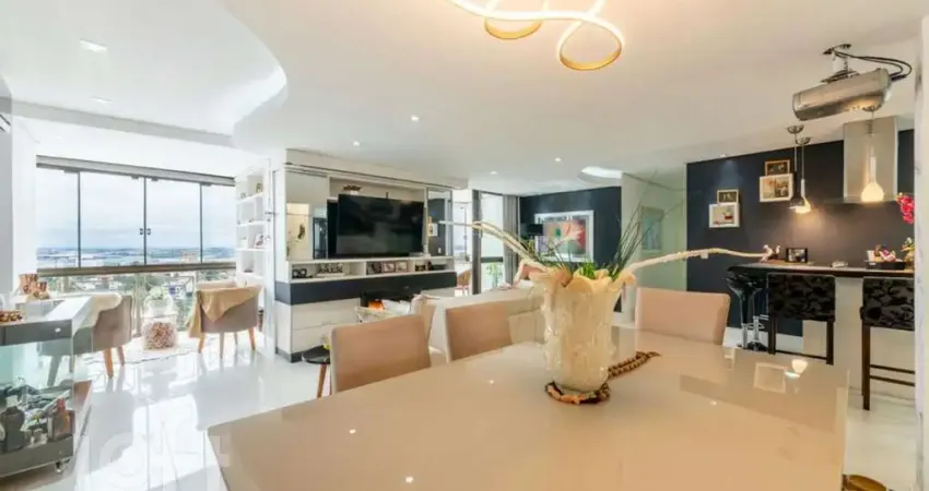 Apartamento com 3 quartos à venda na Avenida Grécia, 1050, Passo da Areia, Porto Alegre