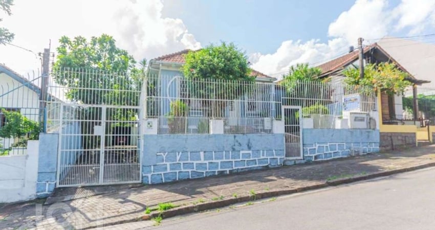 Casa com 3 quartos à venda na Rua Pedro Moacyr, 254, Cascata, Porto Alegre