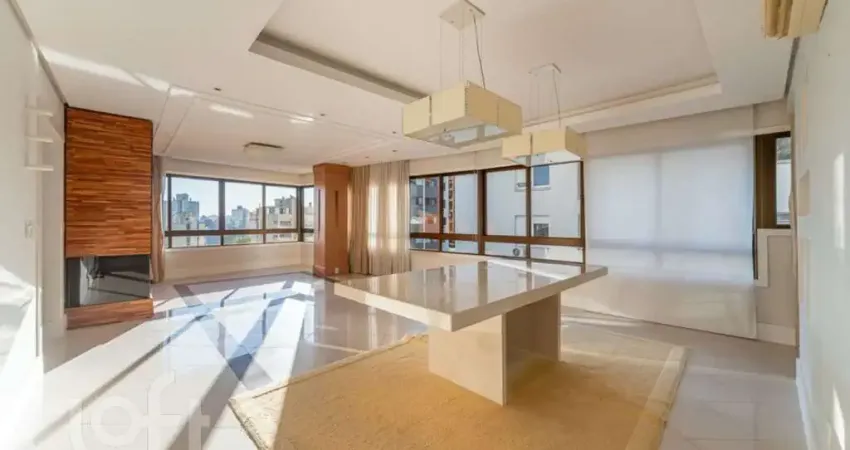 Apartamento com 3 quartos à venda na Rua Dário Pederneiras, 554, Petrópolis, Porto Alegre