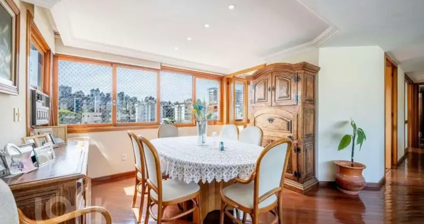 Apartamento com 3 quartos à venda na Avenida Alegrete, 310, Petrópolis, Porto Alegre