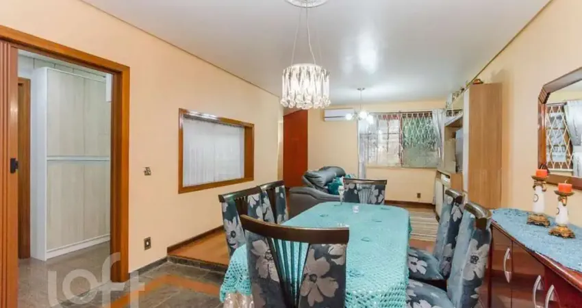 Apartamento com 3 quartos à venda na Avenida Coronel Lucas de Oliveira, 2275, Petrópolis, Porto Alegre