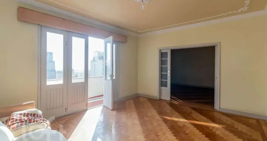 Apartamento com 3 quartos à venda na Avenida Independência, 98, Centro Histórico, Porto Alegre