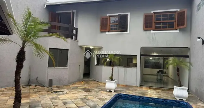 Casa com 4 quartos à venda na Rua Taipas, 30, Vila Valparaíso, Santo André