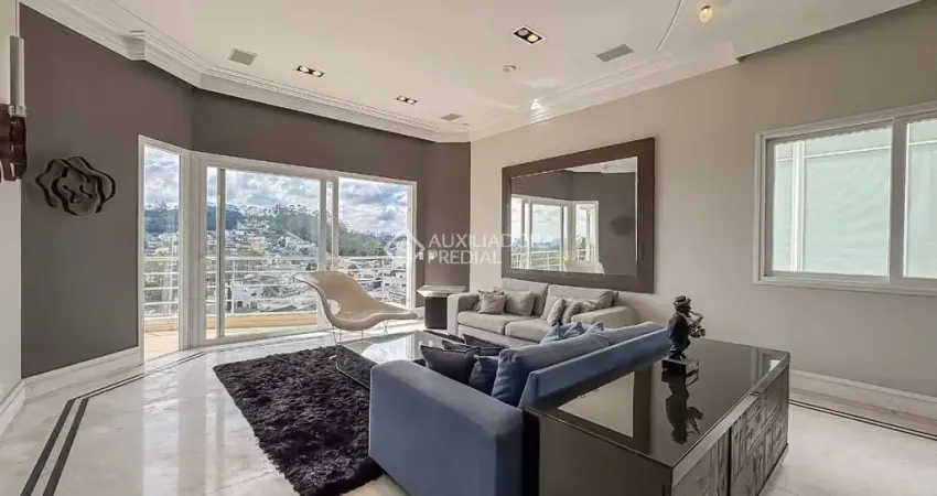 Casa em condomínio fechado com 4 quartos à venda na Avenida Omar Daibert, 1, Parque Terra Nova II, São Bernardo do Campo