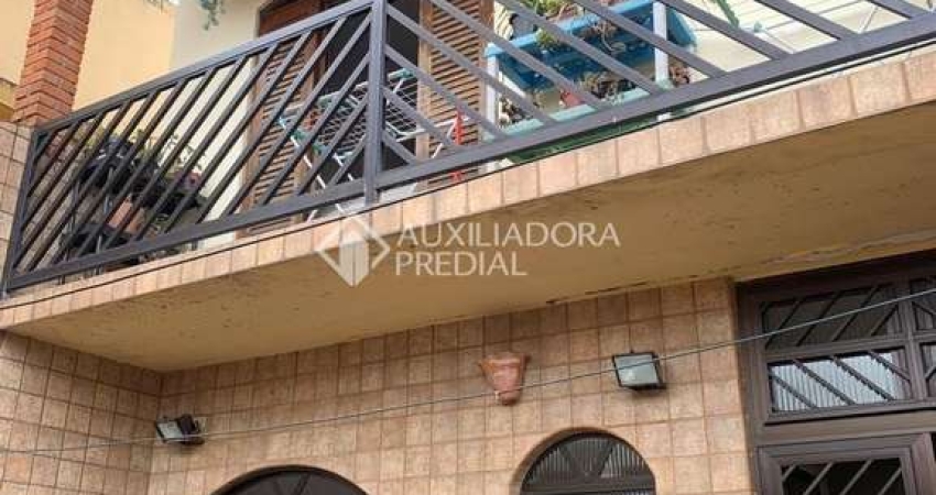 Casa com 4 quartos à venda na Rua Gerônimo dos Santos, 33, Nova Petrópolis, São Bernardo do Campo