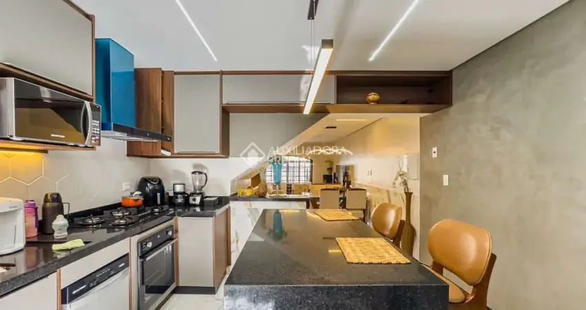 Casa com 3 quartos à venda na Rua Dino Bueno, 88, Vila Scarpelli, Santo André