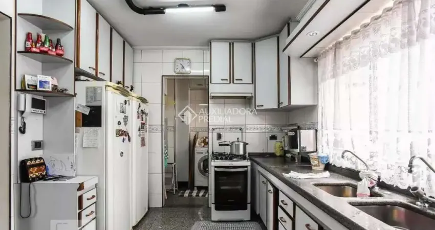 Casa em condomínio fechado com 4 quartos à venda na Rua Vicente de Carvalho, 167, Anchieta, São Bernardo do Campo