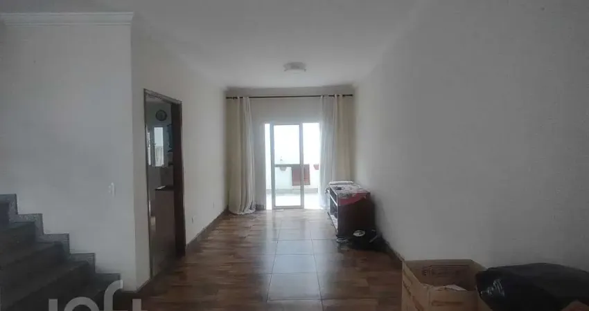 Casa com 3 quartos à venda na Rua Artur Thiré, 916, Saúde, São Paulo