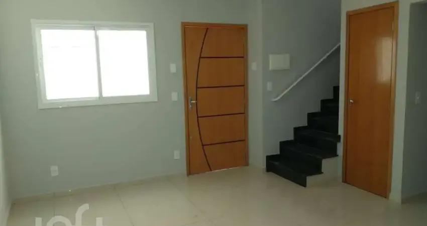 Casa com 2 quartos à venda na Rua das Azaléas, 354, Vila Helena, Santo André