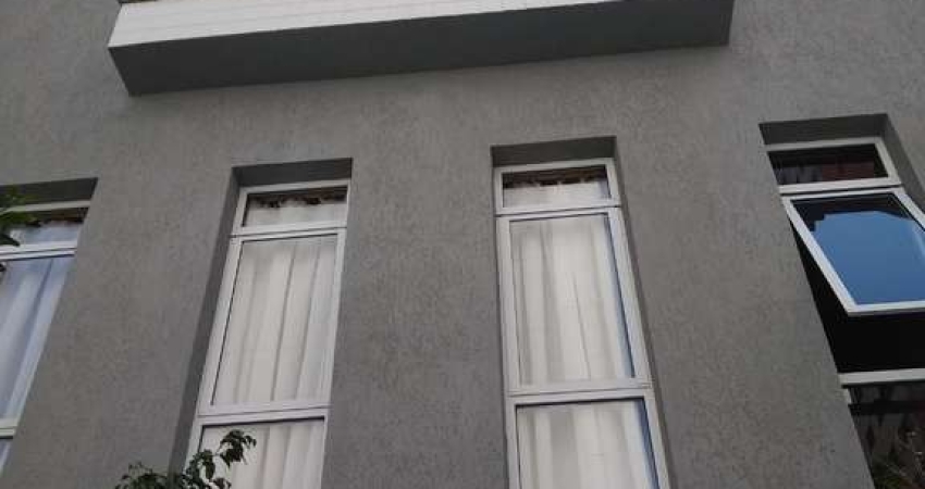 Casa com 3 quartos à venda na Rua Rui Barbosa, 406, Vila Gilda, Santo André