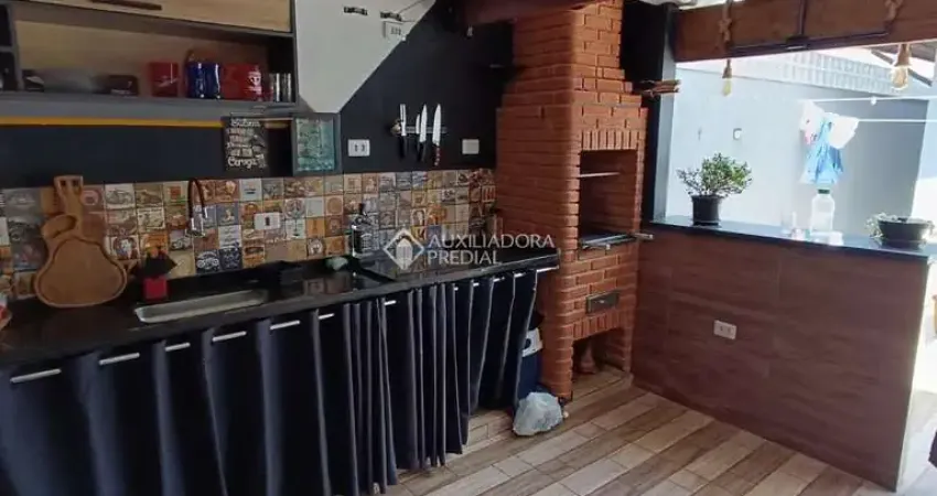 Casa com 2 quartos à venda na Mossoró, 153, Parque Jaçatuba, Santo André