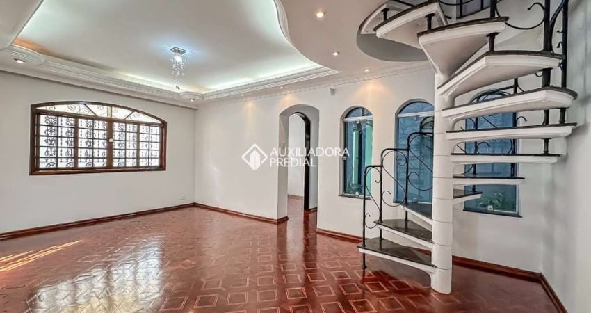 Casa com 4 quartos para alugar na Rua Doutor Mayera, 285, Vila Tibiriçá, Santo André