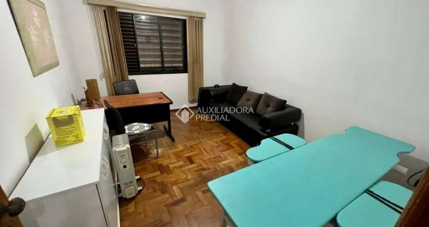 Casa com 2 quartos para alugar na Rua Aurora, 224, Jardim do Mar, São Bernardo do Campo