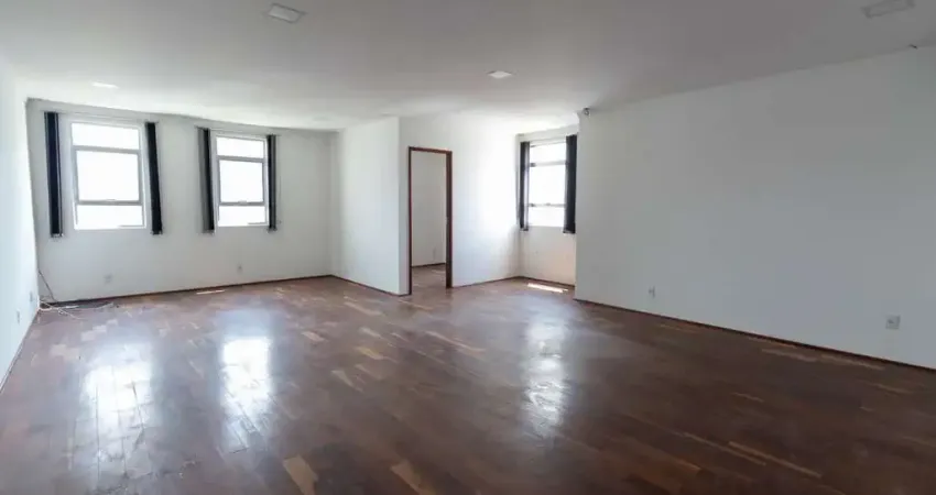Sala comercial para alugar na Rua Luís Pinto Fláquer, 523, Centro, Santo André