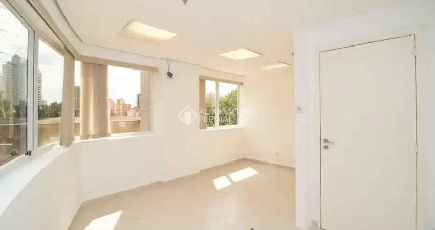 Sala comercial para alugar na Rua Tiradentes, 75, Santa Terezinha, São Bernardo do Campo