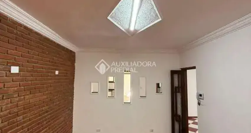 Casa comercial para alugar na Rua Vitória Régia, 997, Campestre, Santo André