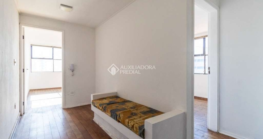 Sala comercial para alugar na Rua Xavier de Toledo, 183, Centro, Santo André