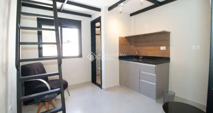 Kitnet / Stúdio para alugar na Rua Nuporanga, 68, Bangú, Santo André