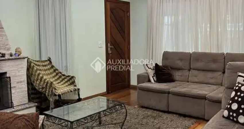 Casa em condomínio fechado com 3 quartos para alugar na Avenida Wallace Simonsen, 874, Nova Petrópolis, São Bernardo do Campo