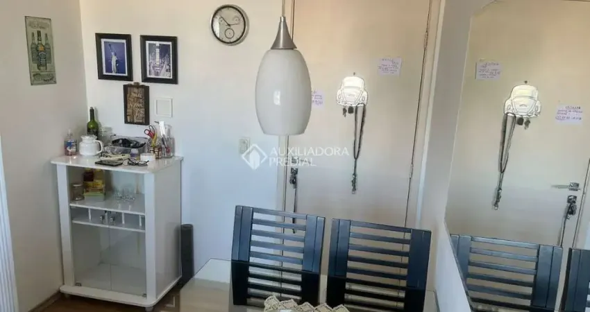 Apartamento com 2 quartos para alugar na Rua José J Cardoso de Melo Neto, 277, Parque São Vicente, Mauá