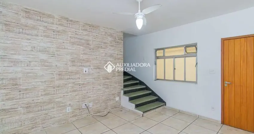 Casa com 3 quartos para alugar na Rua Jair Fongaro, 87, Rudge Ramos, São Bernardo do Campo