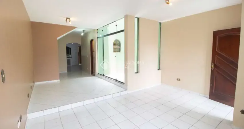 Casa em condomínio fechado com 3 quartos para alugar na Rua Benedito Luiz Rodrigues, 1432, Nova Petrópolis, São Bernardo do Campo