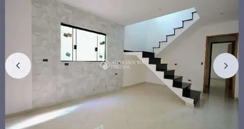 Casa em condomínio fechado com 3 quartos para alugar na Rua Jequitinhonha, 242, Campestre, Santo André