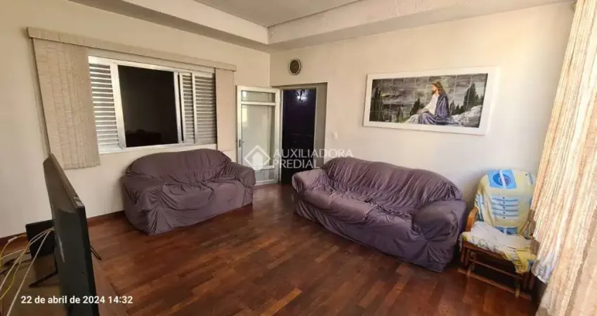 Casa em condomínio fechado com 5 quartos para alugar na Rua Eduardo Paulo Farina, 112, Jardim do Mar, São Bernardo do Campo