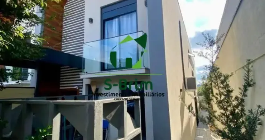 Sobrado com arquitetura moderna a venda em Atibaia/SP Bairro Jardim dos Pinheiros