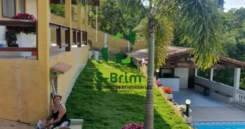 Oportunidade Única! Chácara Completa em Mairiporã – Espaço, Lazer e Natureza