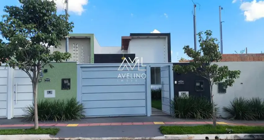 Casa com piscina, área gourmet e três suítes por r$ 729.000,00