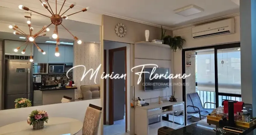 Apartamento 2 dormitórios ricamente planejado, garagem coberta