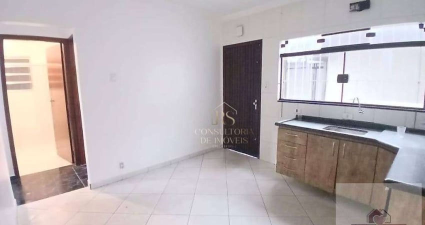 Casa com 3 dormitórios para alugar, 120 m² por R$ 2.800,00 - Vila Amorim - Suzano/SP