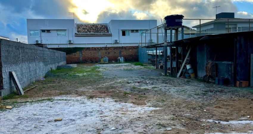 Terreno em condomínio fechado à venda no Buraquinho, Lauro de Freitas 