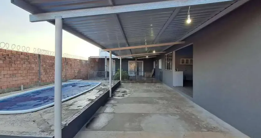 Casa com 3 dormitórios à venda, 135 m² por R$ 350.000,00 - Jardim Botucatu (Rubião Júnior) - Botucatu/SP