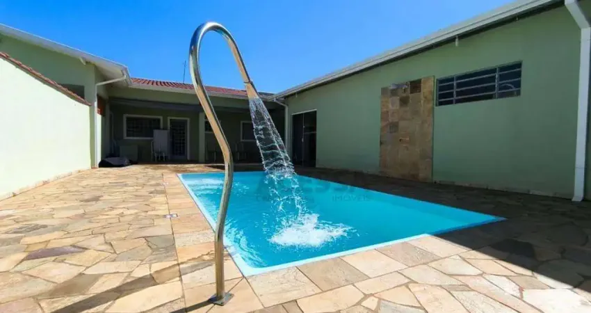 Casa com 2 dormitórios à venda, 193 m² por R$ 369.000 - Chácara Recreio do Havaí - Botucatu/SP