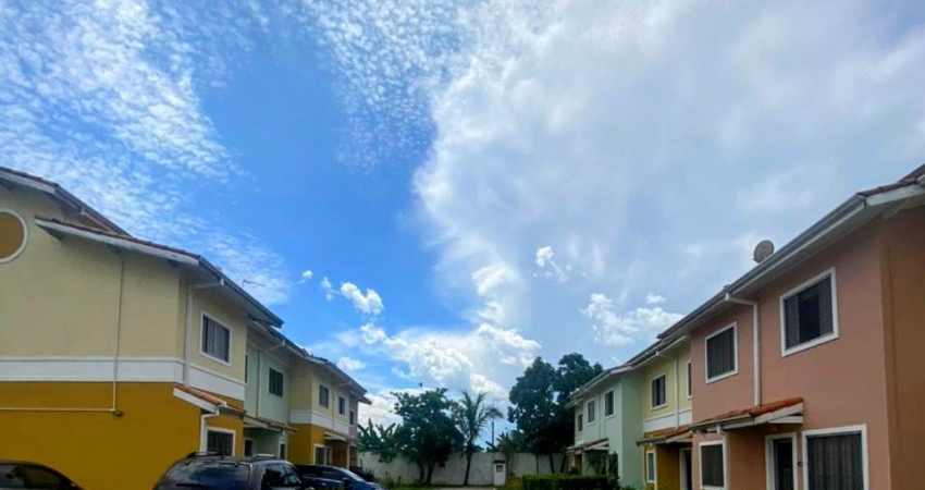 Sobrado com 2 dormitórios - aluguel por R$ 3.270,00/mês - Jardim Limoeiro - São José dos Campos/SP