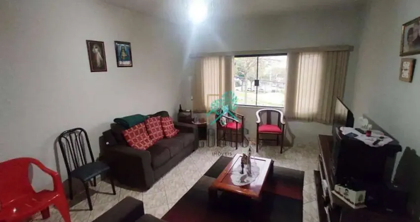 Sobrado com ótima disposição são 224m², composto por 3 dormitórios, à venda por R$ 615.000 - Jardim Las Vegas, Santo André/SP