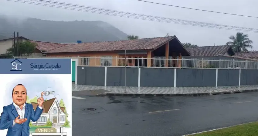 Linda Casa Frente Mar Aceita Permuta por Ap em Santos ou Guarujá
