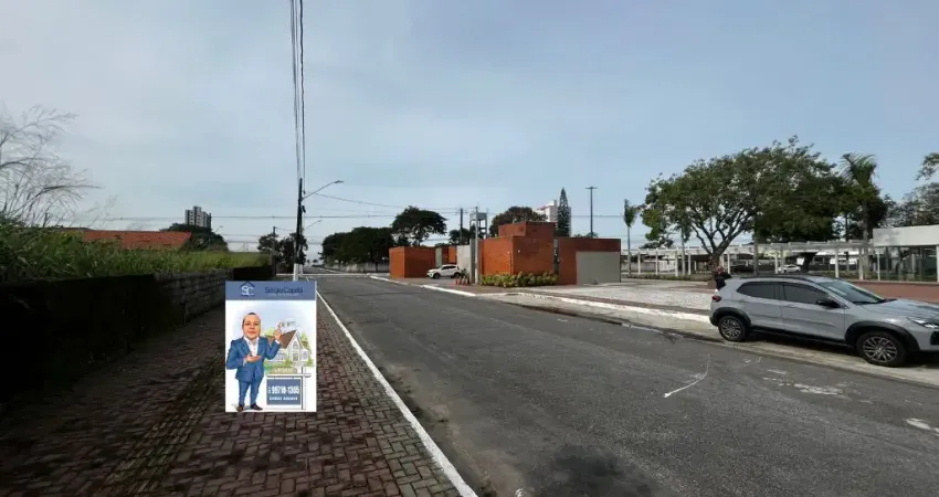 5 lotes de terrenos com 306,8m² cada total de 1534m²