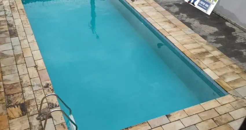Excelente Sobrado 4 dorm com iscina 4x8m a 250m da Praia