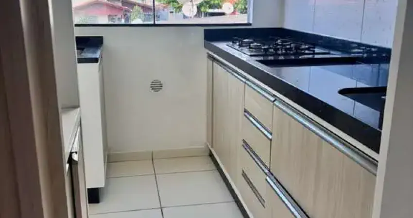 Apartamento - Padrão, para Venda em Balneário Piçarras/SC