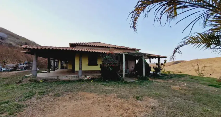 Chácara / Sítio / Granja 2 quartos - Grama