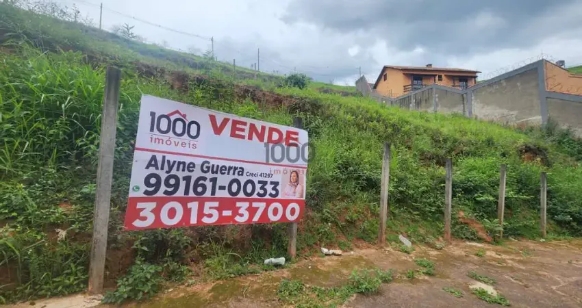 Terreno à venda na Rua Renato Dias, Bom Pastor, Juiz de Fora