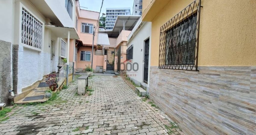 Casa com 2 quartos para alugar na Rua Osório de Almeida, Poço Rico, Juiz de Fora