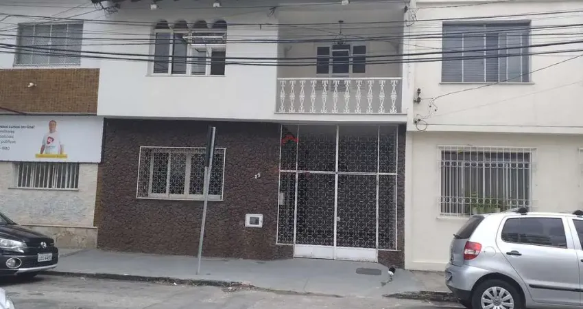 Casa com 3 quartos à venda na Rua Comendador Francisco Brandi, São Mateus, Juiz de Fora