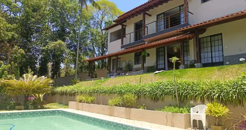 Casa com 5 quartos à venda na Rua da Neblina, Novo Horizonte, Juiz de Fora