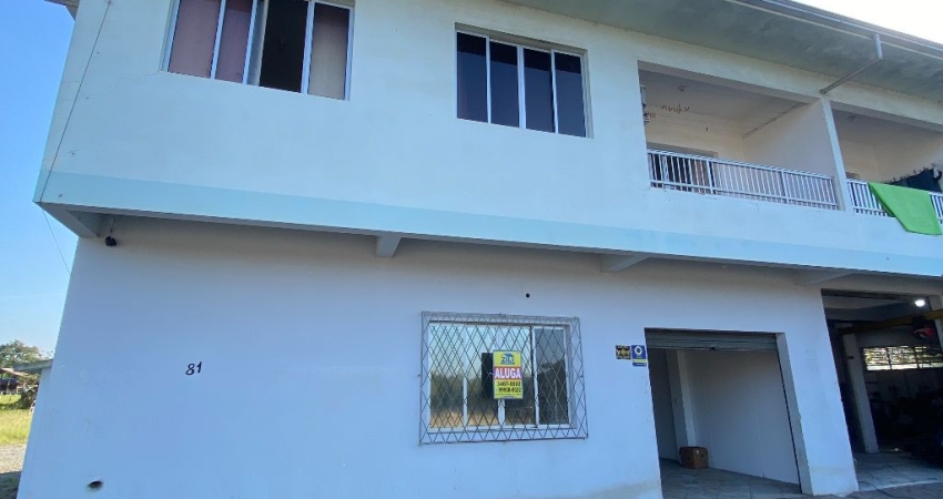 Sala comercial medindo 100m² localizada na Estrada da Ilha - Pirabeiraba